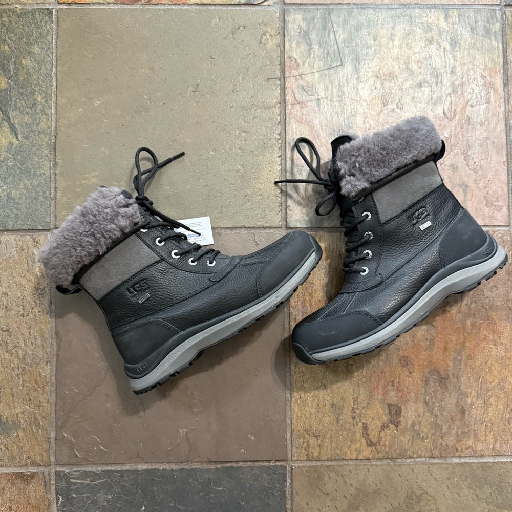 Ugg Adirondack lll boot 9